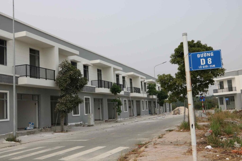 hình ảnh nhà phố 1 trệt 1 lầu khu đô thị Mega City ở Bến Cát Bình Dương hình ảnh nhà phố 1 trệt 1 lầu khu đô thị Mega City ở Bến Cát Bình Dương