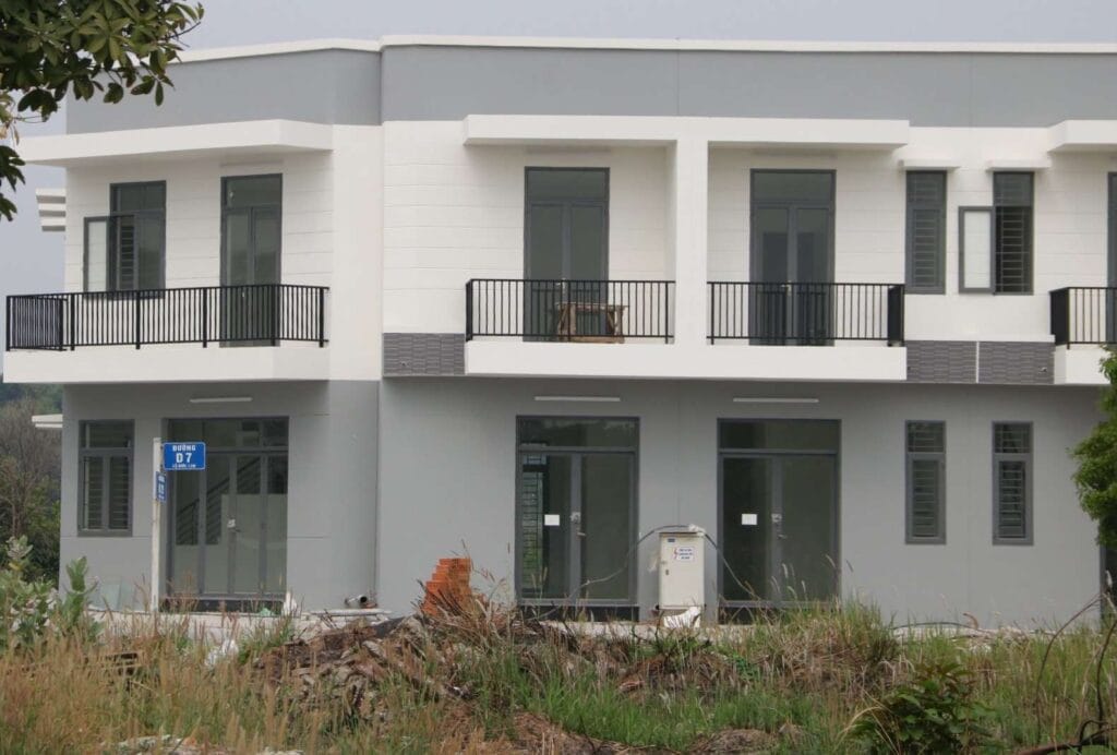 hình ảnh nhà phố 1 trệt 1 lầu khu đô thị Mega City ở Bến Cát Bình Dương hình ảnh nhà phố 1 trệt 1 lầu khu đô thị Mega City ở Bến Cát Bình Dương