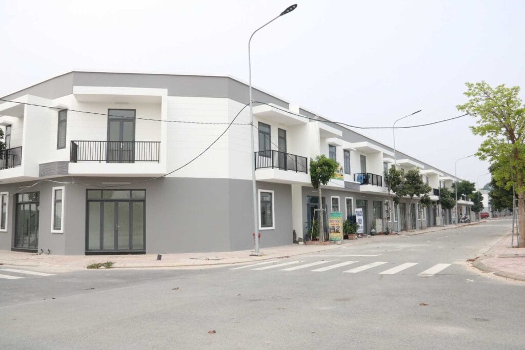 hình ảnh nhà phố 1 trệt 1 lầu khu đô thị Mega City ở Bến Cát Bình Dương hình ảnh nhà phố 1 trệt 1 lầu khu đô thị Mega City ở Bến Cát Bình Dương