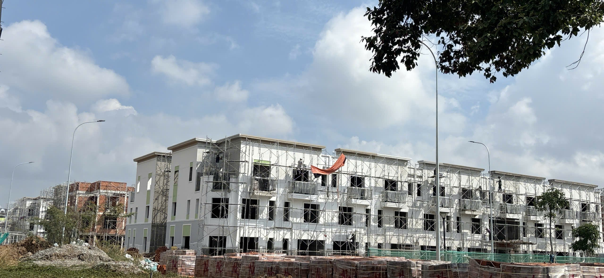 tiến độ nhà phố phân khu NGỌC LAN K-Home New City Bình Dương